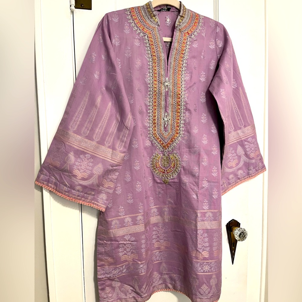 Pakistani 3 piece suit embroidered